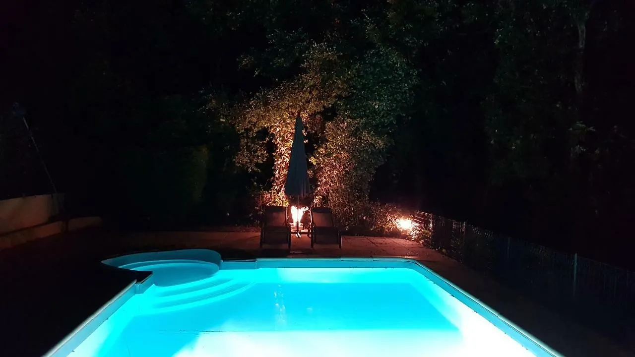 Saint Raphael - Appartement dans villa au calme à Valescure