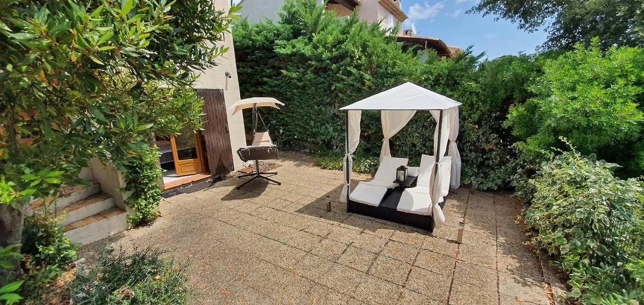 Holiday home Saint Raphael - Appartement Dans Villa Au Calme A Valescure Y- Prix Inchanges